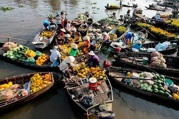 Floating market Mekong